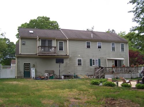 1873 Bay St, Taunton, MA 02780 exterior