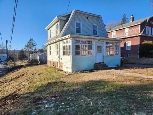 1244 Broad St, Meriden, CT 06450 exterior