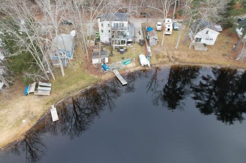 9 Casey Rd, East Kingston, NH 03827 exterior