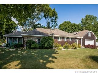 43 Neck Rd, Clinton, CT 06413 exterior