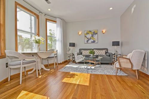609 Dorchester Ave, Roxbury Xing, MA 02127 exterior