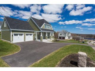 4 Shore Ln, Dover, NH 03820 exterior