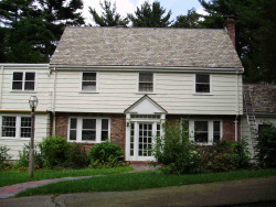 128 Dane Hill Rd, Newton, MA 02461 exterior