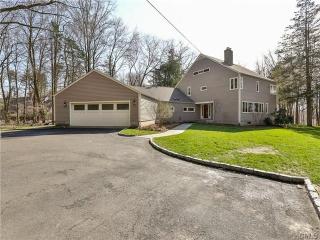 3 Ridge Rd, Weston, CT 06883 exterior