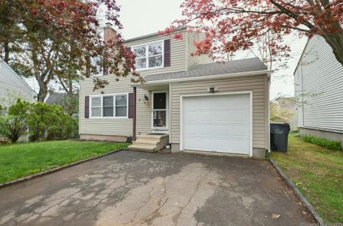 19 Kent Ct, Middletown, CT 06457 exterior