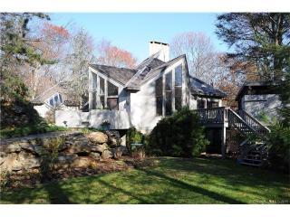 133 Sam Hill Rd, Guilford, CT 06437 exterior