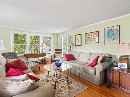 37 Wagner Rd, Westerly, RI 02891 exterior