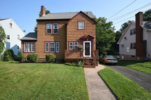 23 Tanner St, Manchester, CT 06042 exterior