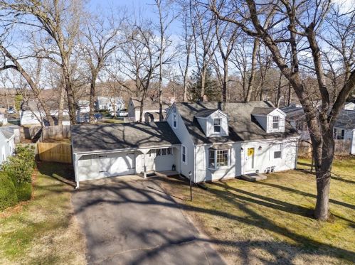 417 Massachusetts Ave, West Springfield, MA 01089 exterior