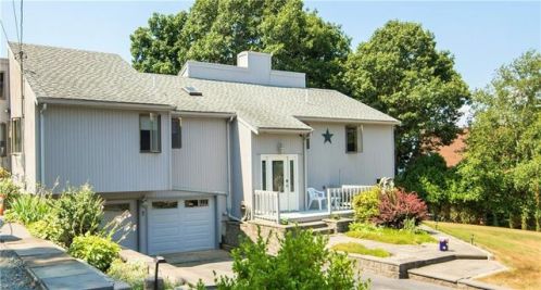 177 Lepes Rd, Tiverton, RI 02878 exterior