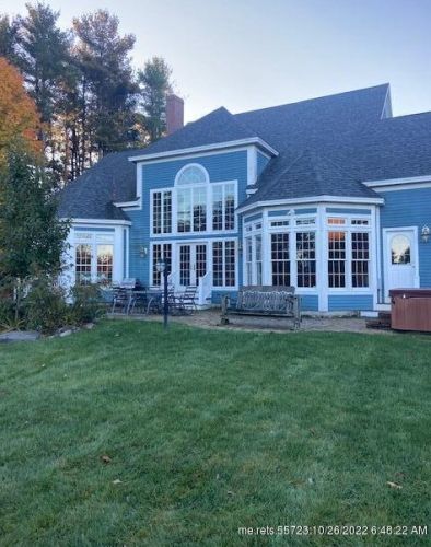 2 Harbor Side Dr, York, ME 03909 exterior