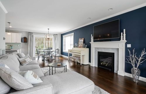 80 Turtle Brook Rd, Canton, MA 02021 exterior