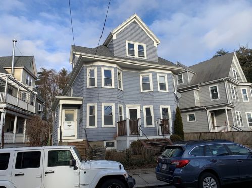 194 Savin Hill Ave, Roxbury-Xing, MA 02125 exterior
