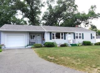 12 Oakwood St, Chicopee, MA 01020 exterior