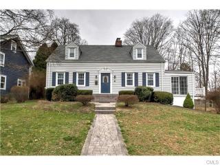 15 Elizabeth St, Bridgeport, CT 06610 exterior