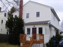39 Carl St, Newton, MA 02461 exterior