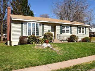 7 Tracy Dr, Manchester, CT 06042 exterior