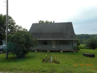932 Fortin Rd, Hog Island, VT 05488 exterior