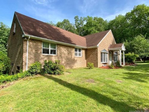 153 Meeting House Rd, Haddam, CT 06438 exterior