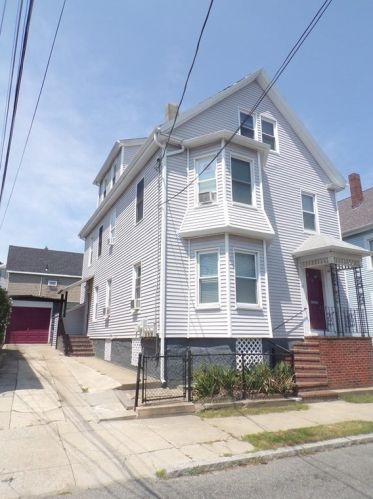 27 Juniper St, New Bedford, MA 02740 exterior