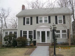 19 Avondale Rd, Newton, MA 02459 exterior