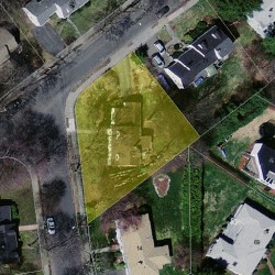 65 Elinor Rd, Newton, MA 02461 aerial view