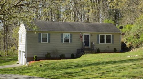 41 Grove Rd, Gaylordsville, CT 06755 exterior