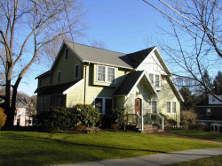 18 Tamworth Rd, Newton, MA 02468 exterior