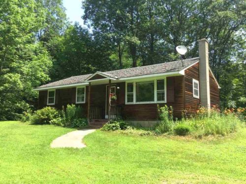 5463 Coolidge Hwy, Brattleboro, VT 05301 exterior