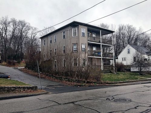 238 Pleasant St, Southbridge, MA 01550 exterior