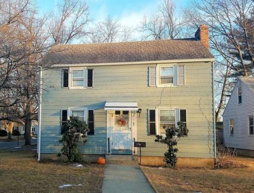 1763 Carew St, Springfield, MA 01104 exterior