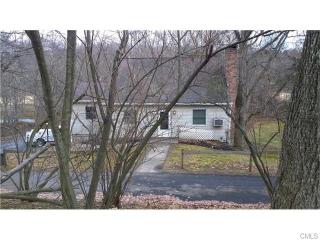 26 Arrowhead Ln, Bethlehem, CT 06751 exterior