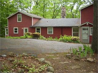 70 Totoket Rd, Branford, CT 06405 exterior