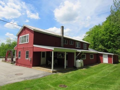 1955 Presidential Hwy, Jefferson, NH 03583 exterior