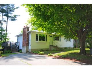 103 Saranac Dr, Nashua, NH 03062 exterior