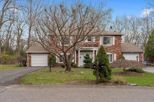 38 Eagle Run, Warwick, RI 02818 exterior