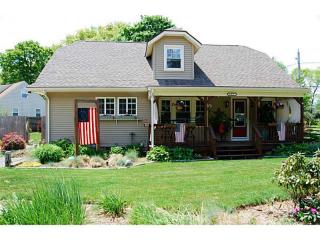 117 Sand Pond Rd, Warwick, RI 02888 exterior