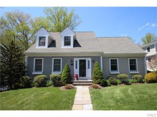 51 Easton Ct, Huntington, CT 06484 exterior