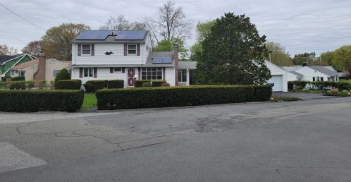 1 Senator Rd, Woburn, MA 01801 exterior