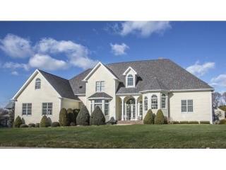 25 Dolly Dr, Bristol, RI 02809 exterior