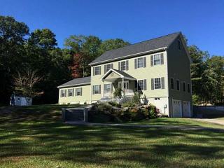 55 Twin Brook Ln, Coventry, RI 02816 exterior