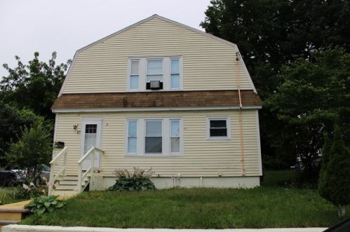 52 Kenneth St, Lawrence, MA 01843 exterior