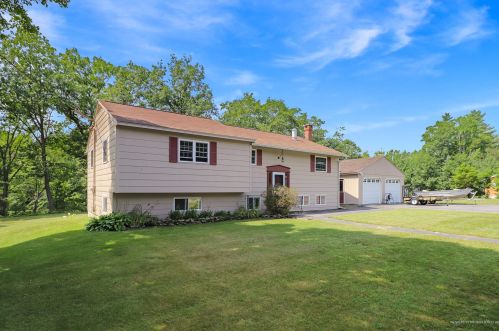54 Blayne St, Dixfield, ME 04224 exterior