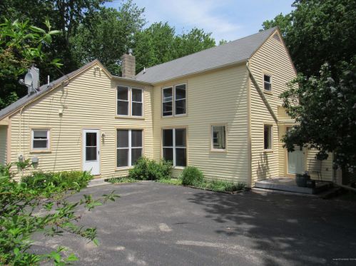 231 Yarmouth Rd, Gray, ME 04039 exterior