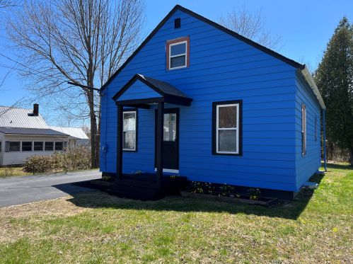 2 Nimitz St, Lewiston, ME 04240 exterior