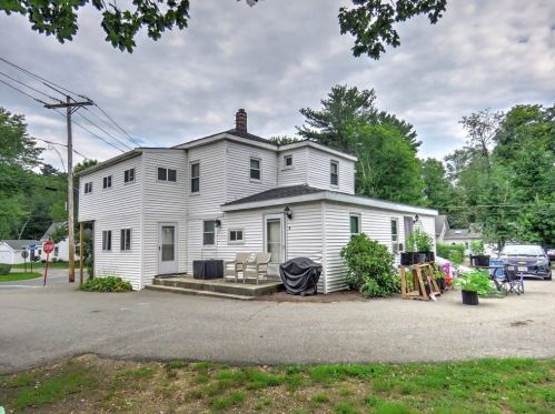 331 Pleasant St, Hanson, MA 02341 exterior