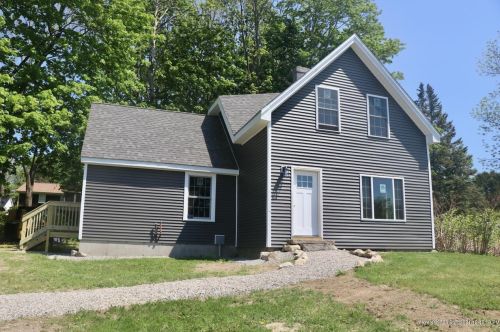 41 Pine St, Bucksport, ME 04416 exterior