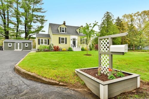 107 Troy Rd, Wapping, CT 06074 exterior