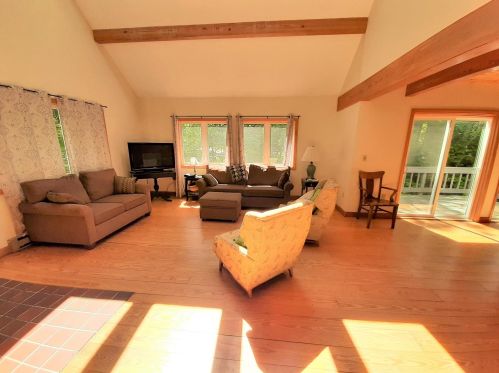 83 Donovan Farm Rd, Campton, NH 03223 exterior