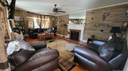 100 Broad St, Killingly, CT 06239 exterior